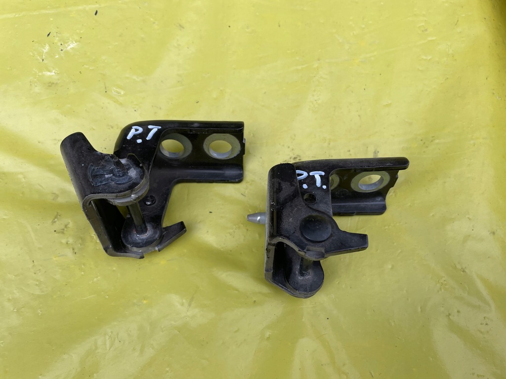 фото №1, Peugeot 208 петля петлі двері правий задня