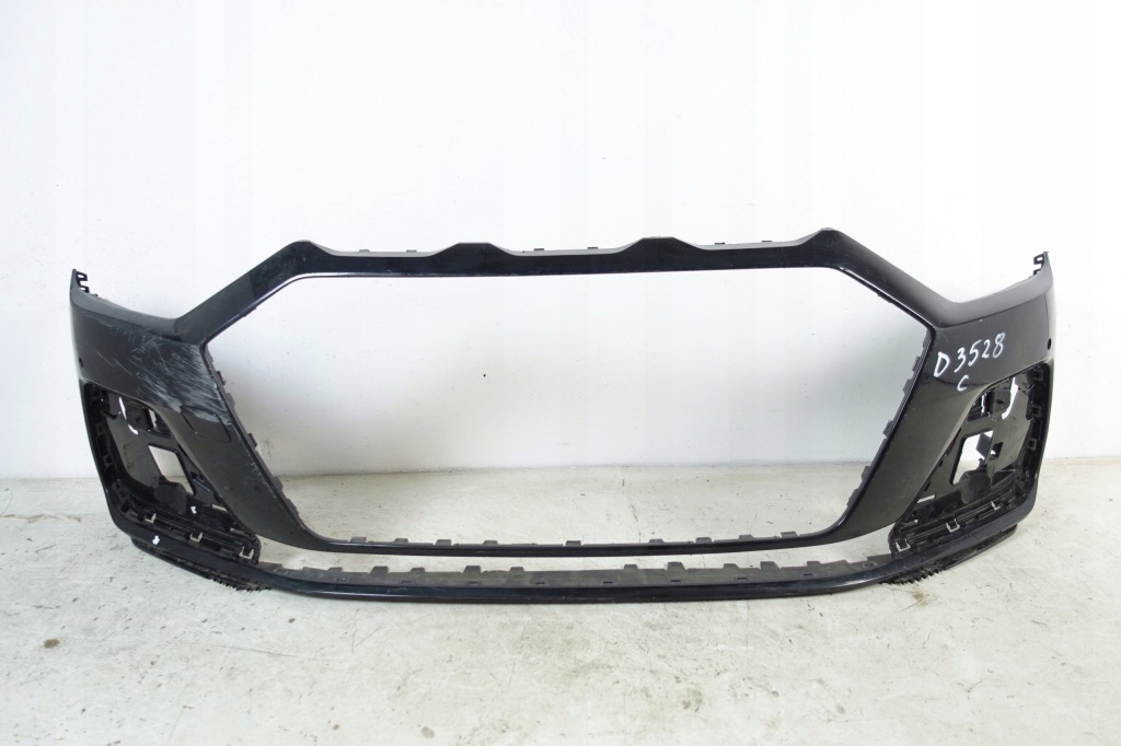 Купити Бампер перед передній audi a1 82a ii 82a807437a