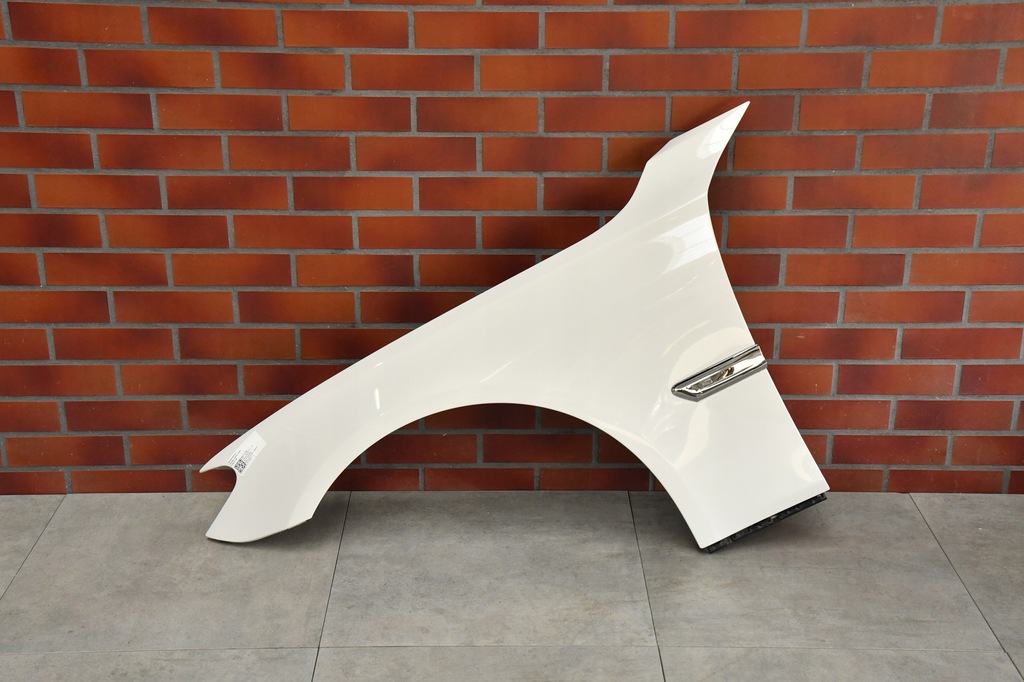 фото №1, Крыло левый bmw 7 f01 f02 цвет a300