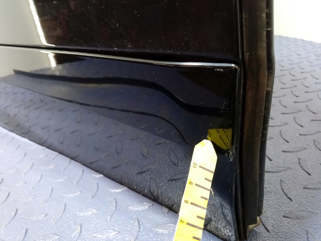 Bmw ix i20 дверей задні праве  задні a90 sophistograu в Україні