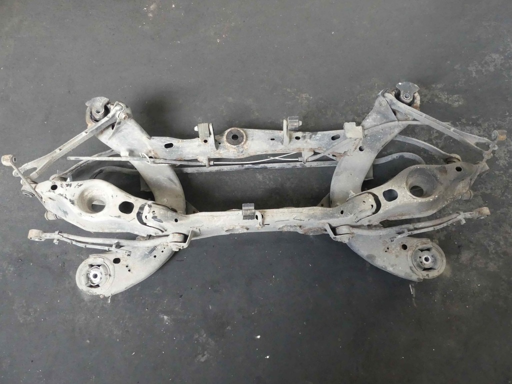 фото №8, Балка задняя задняя рычаги lancia thema ii 11-14