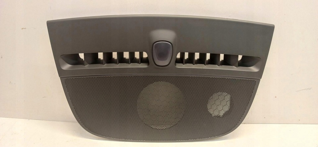 фото №1, Volvo xc40 захист głośnka панелі 31442613