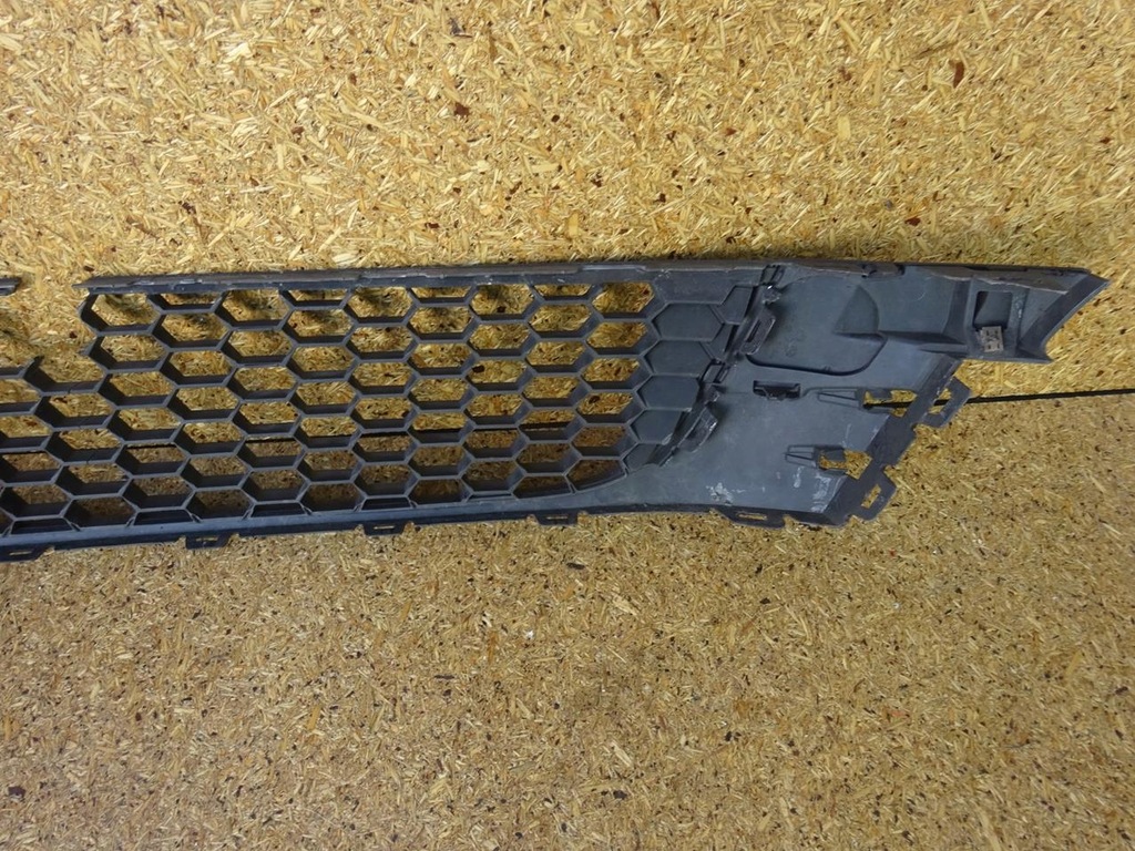 фото №8, Vw scirocco iii решітка середня решітка радіатора бампера перед передня 1k8853677