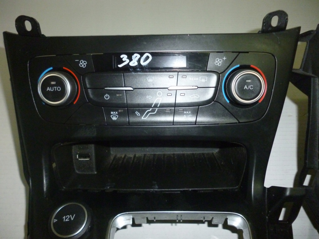 фото №5, Ford focus mk3 lift панель рамка радіо кондиціонера