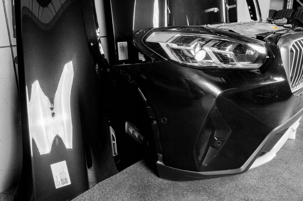 Купити Bmw x3 g01 x4 g02 капот бампер ремінь радіатор фари led колір 475 рестайлінг  lci