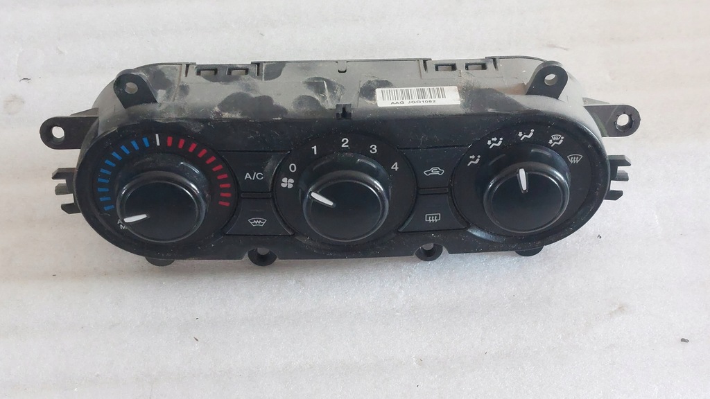 фото №1, Ford ranger 2.2 панель кондиціонера обдув 14r