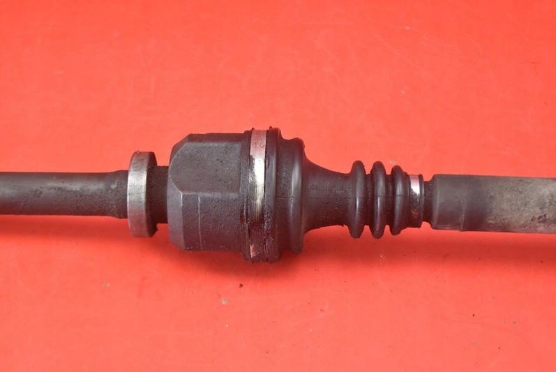 Привідний вал права перед механічна коробка передач renault laguna 2 2 2.2 dci 150 km 01-05 Оригінал