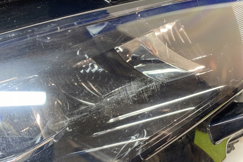 фото №8, Skoda kamiq фара передний правый 658941020b 2019 rhd 21662135 uks