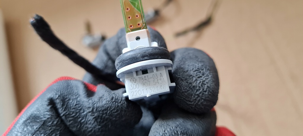 фото №8, S6 c7 a6 4g датчик температуры внутренней обдув audi vw 3d0907543a