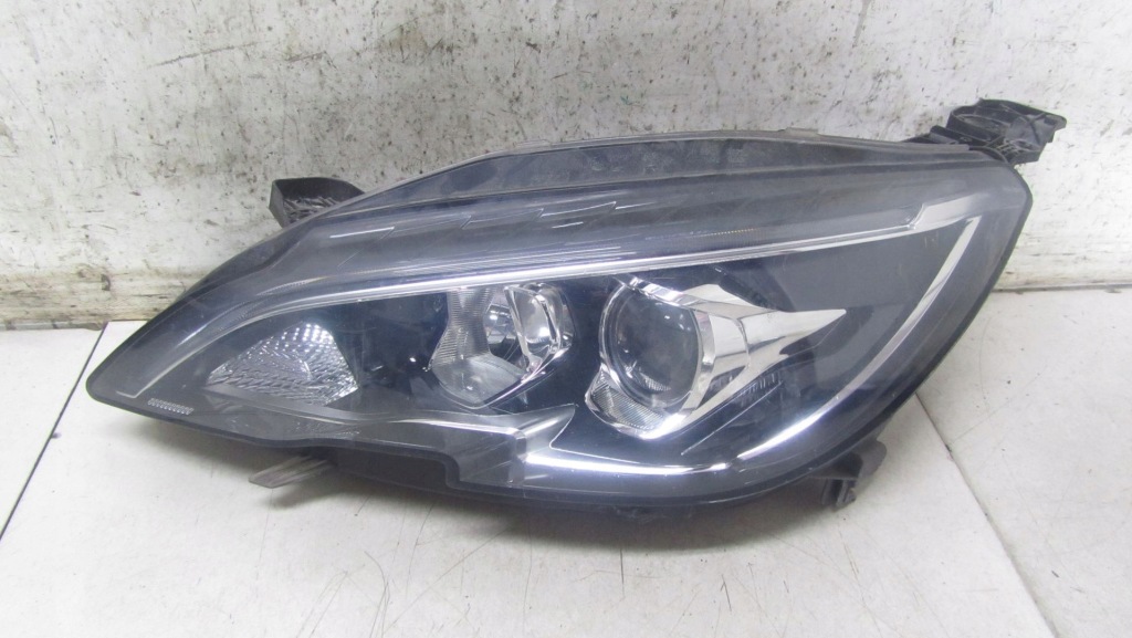 фото №1, Peugeot 308 ii t9 lift лампа ліва перед led 9816990880 17-