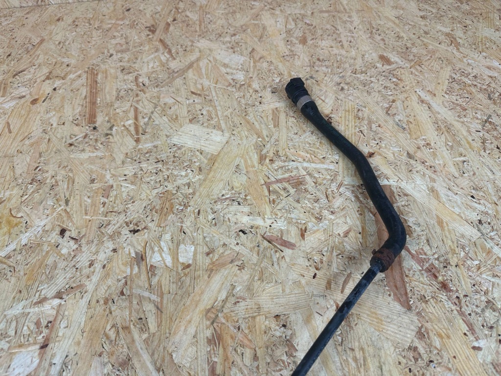 Пабтрубок  труба шланг воды bmw z4 e89 7585740 7612444 Цена