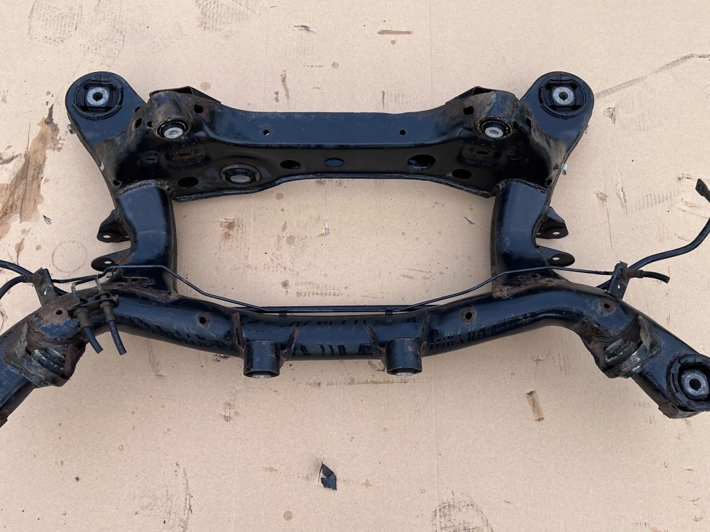 Bmw e81 e82 e87 e88 e90 e91 e92 e93 подрамник задний подрамник подрамник задний с Разборки