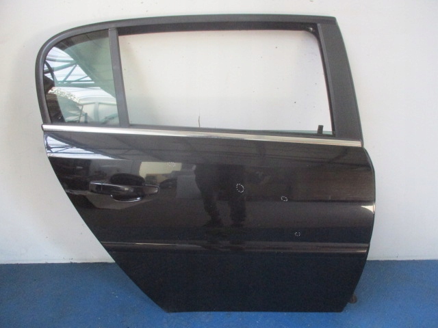 фото №1, Opel signum kombi дверь задняя правое полный z20r