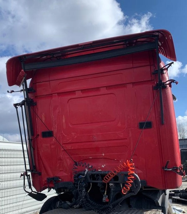 фото №3, Пошкоджена кабіна scania r streamline europa