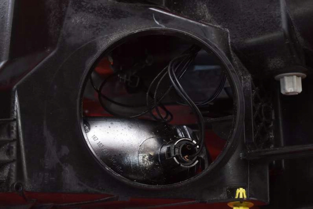 фото №10, Фара левый лампа перед eu 9681873980 citroen c3 picasso lift 12-16