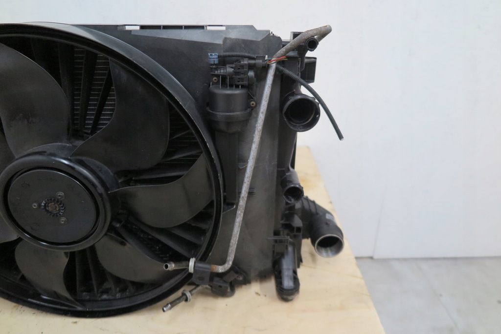фото №7, Радіатор вентилятор комплект mercedes w212 2.2 cdi