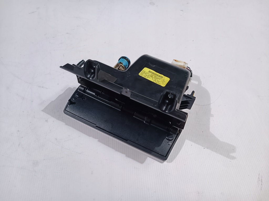 фото №11, Бардачок средний пепельница chrysler 300 2015-