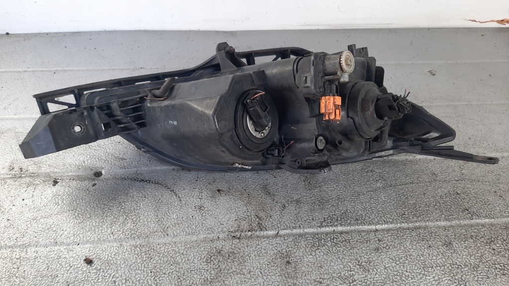 фото №2, Фара лівий mazda 3 93r 1.6citd