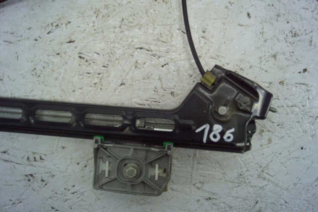 фото №2, Механізм скло лівий перед audi r8 420