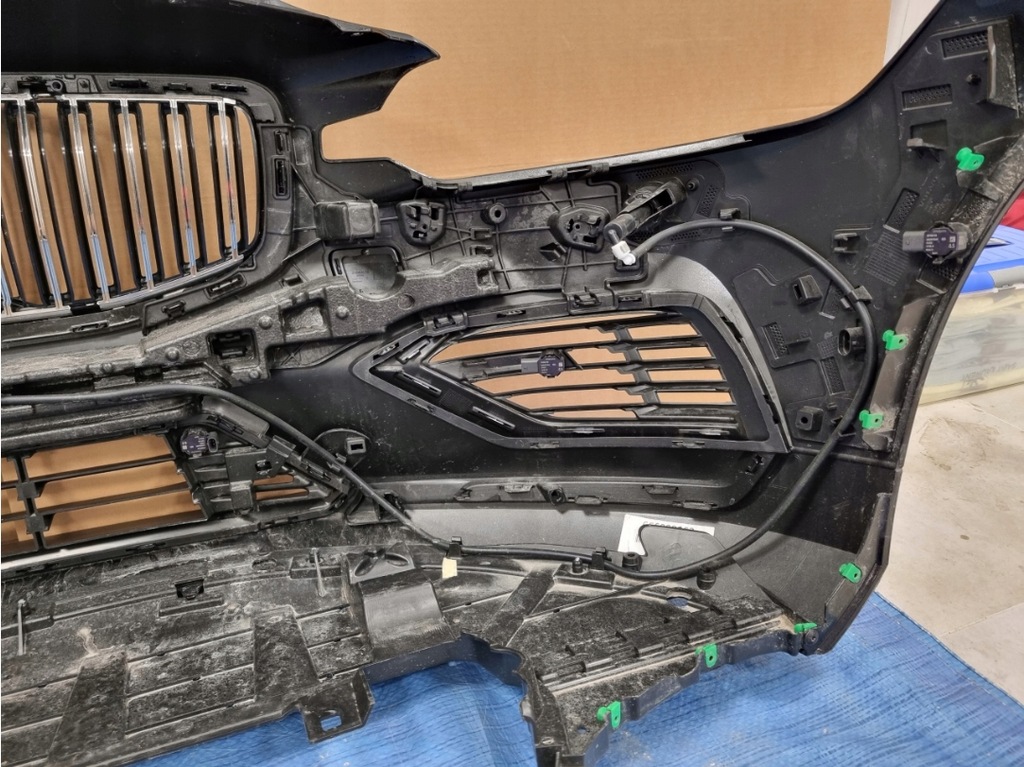 фото №7, Volvo s60 iii v60 ii lift 22-25 бампер передний камера 6xpdc