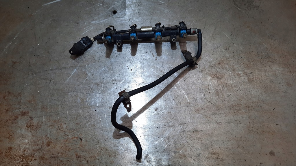 фото №1, Молдинг упорскування fiat brava 1.2b