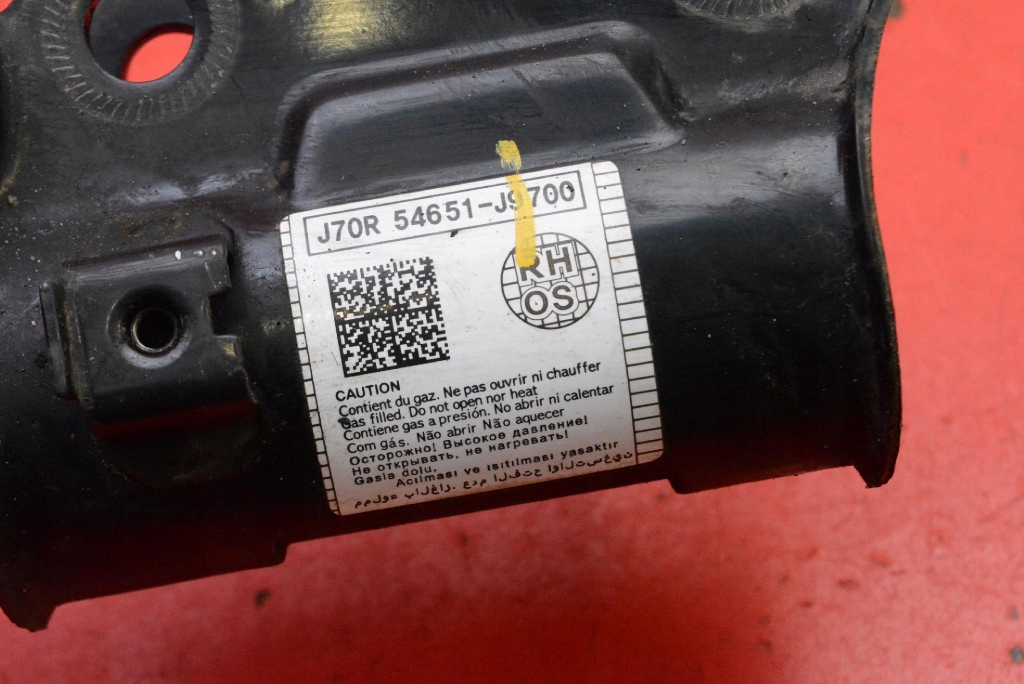 Амортизатор правий перед 54651-j9700 hyundai kona 1 1 2.0i 150 km 17-19 Зі Шроту
