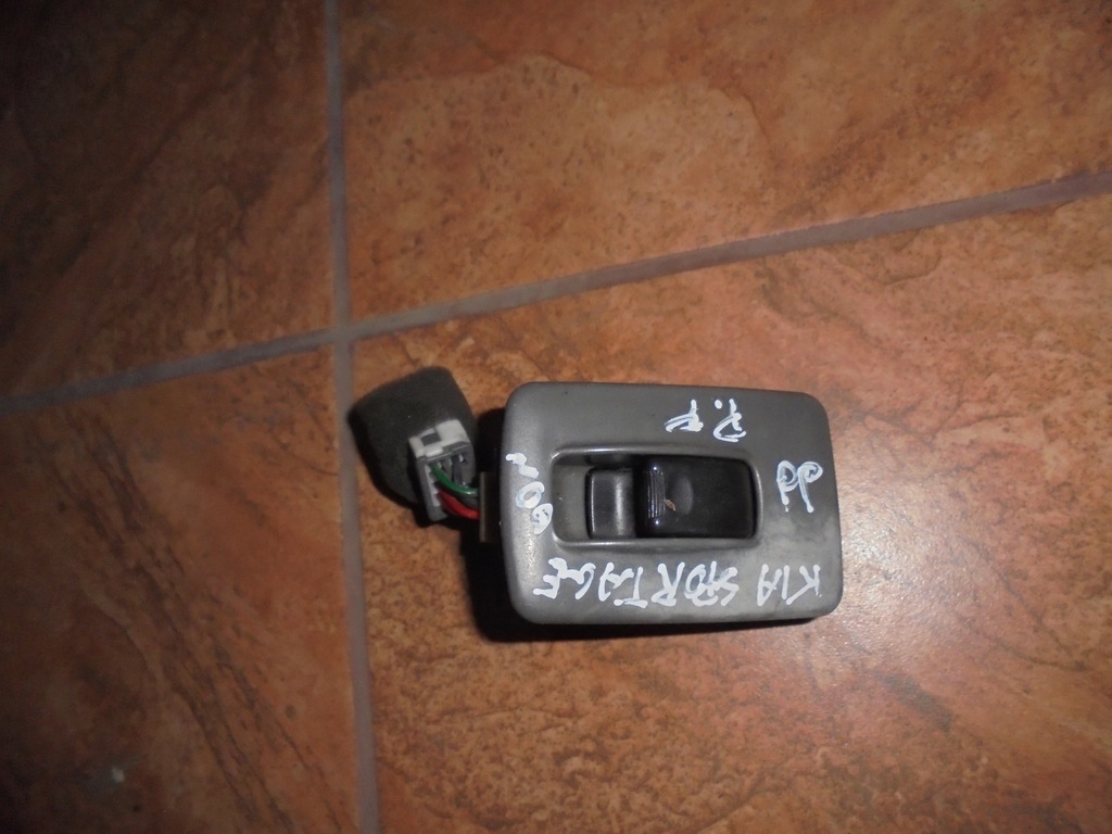 фото №6, Панель керування скла kia sportage i 2.0dohc 00