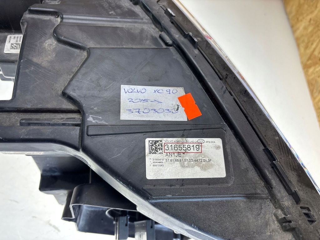 фото №10, Volvo xc90 2016 лампы передние