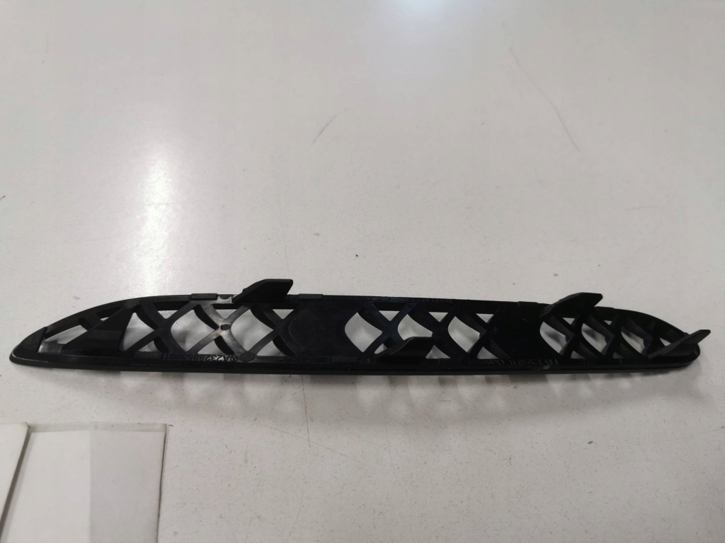 Решётка вентиляционная бампера заднего mercedes sl w232 amg правая i левая 704. Киев