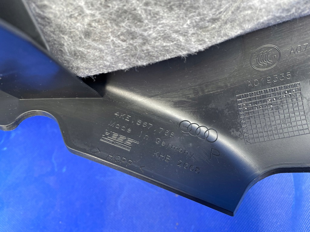 фото №8, Audi e-tron 55 правая защита порог обшивка стойка правый задняя задние 4ke867768