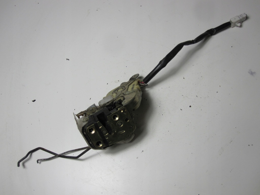 фото №1, Замок дверь передний левый mazda mpv 2000r