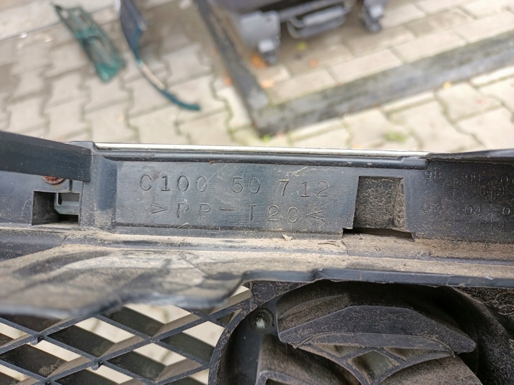 фото №3, Решітка радіатора решітка радіатора mazda premacy c10050712