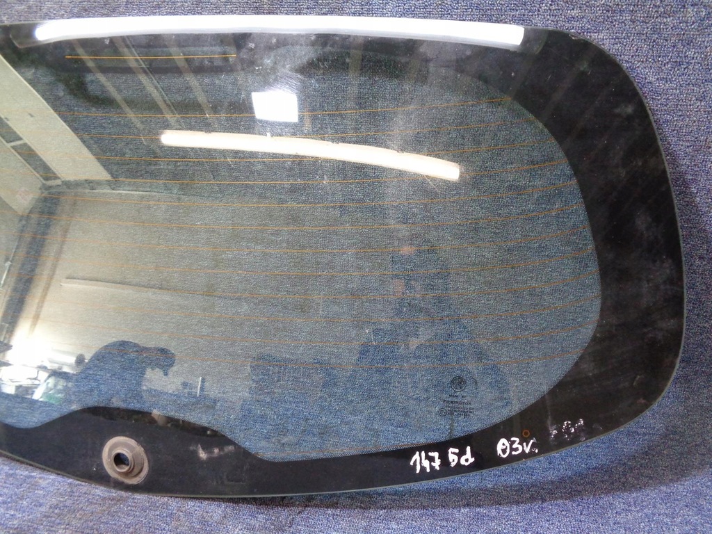 фото №3, Стекло alfa romeo 147 2003r. задняя с подогревом