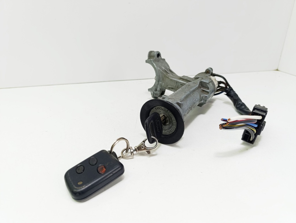 фото №1, Toyota corolla e90 1990 замок зажигания