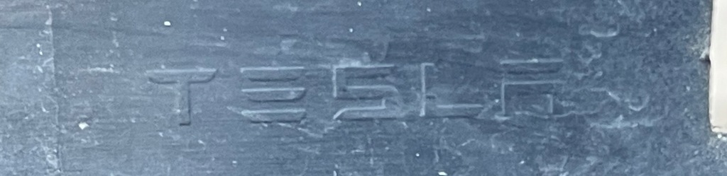 Tesla model y спойлер накладка бампера дифузор задня 1494006-00-c Недорого