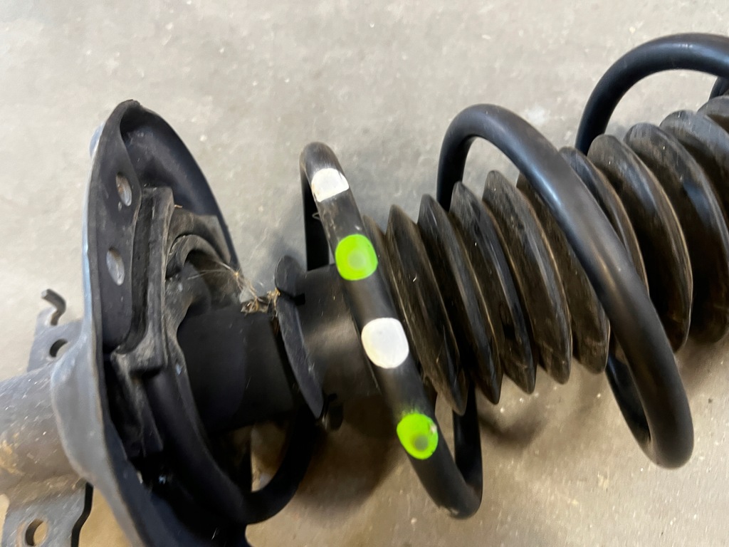 фото №4, Амортизатор перед передний renault megane iv