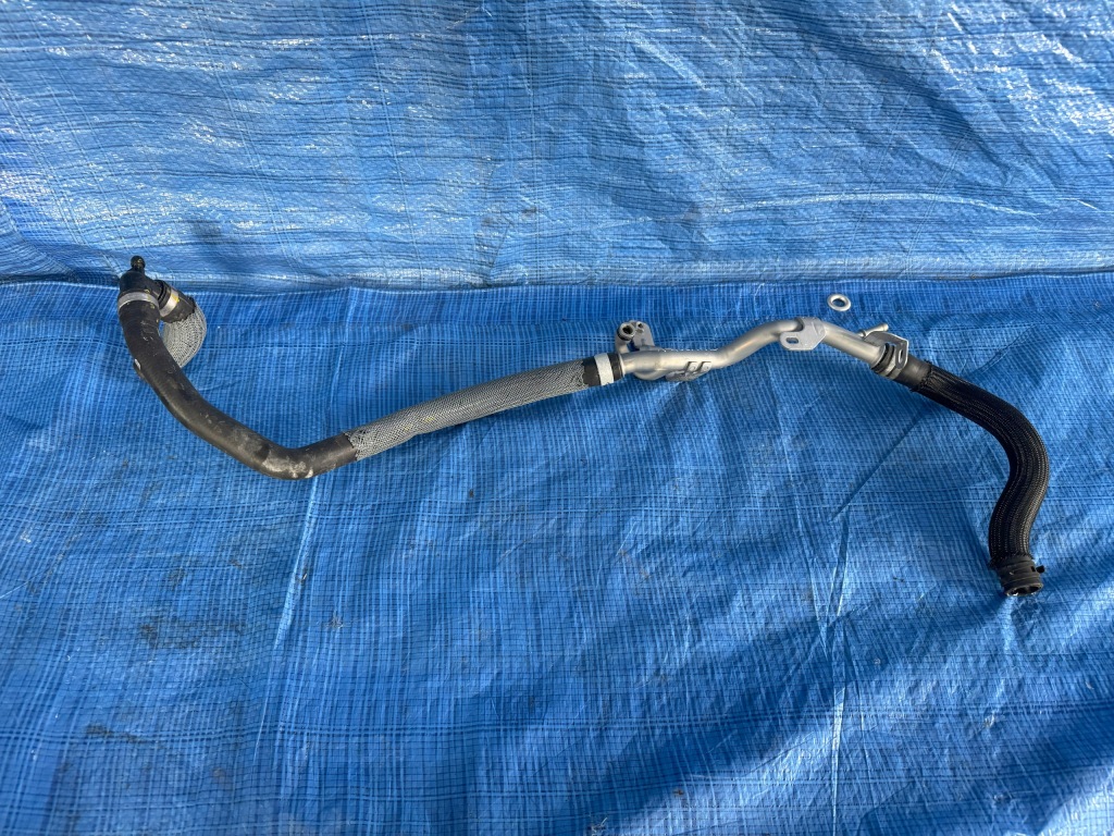 Купить Шланг воды renault austral 1.2 e-tech автоматическая коробка передач 210479576r