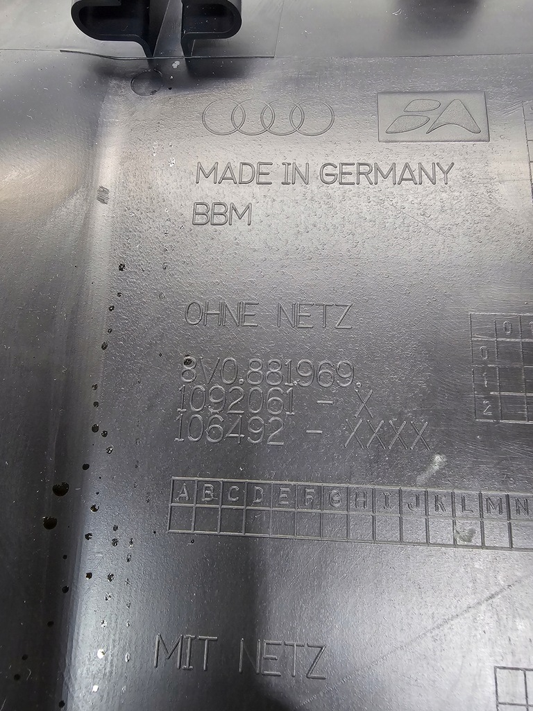 фото №10, Защита задняя сиденье audi a3 8v 8v0881969 czarna + сетка