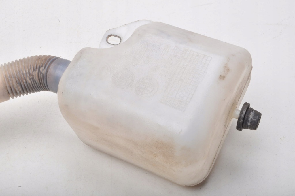 Alfa romeo 4c 1.75 tbi 241km бачок омывателя 50527257 с Разборки