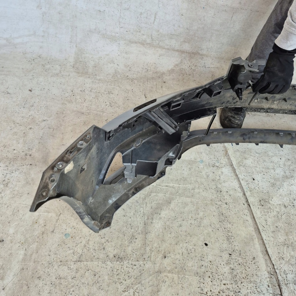 Skoda superb 3 3 15-19 бампер перед передній sprysk в Україні