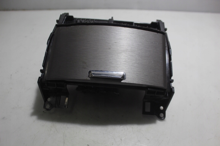 фото №1, Попільничка lexus is ii 220