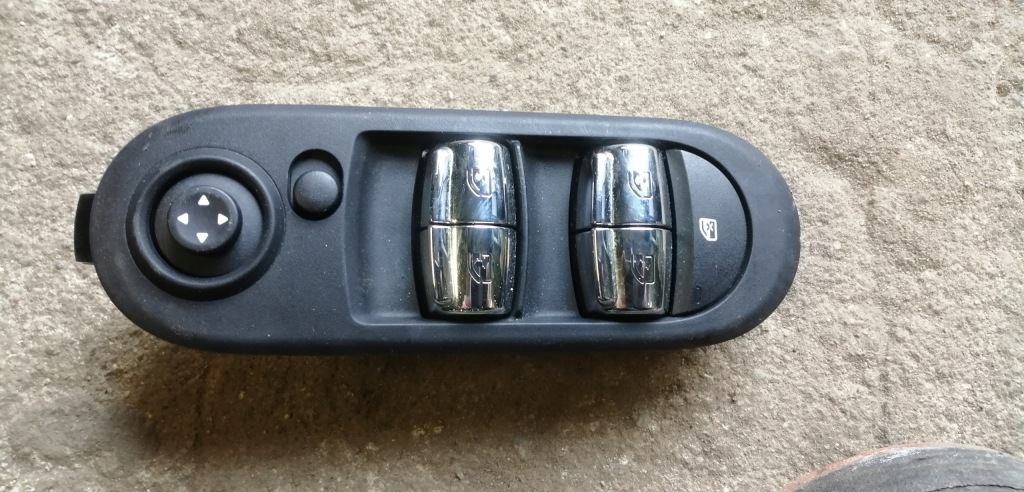 фото №1, Mini cooper f55 f56 переключатель стекло левый передний