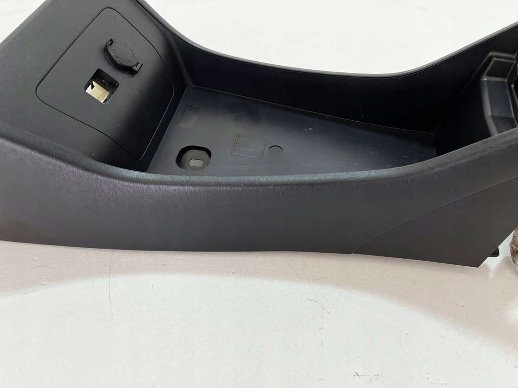 фото №9, Prius iii lift тунель середній чорний