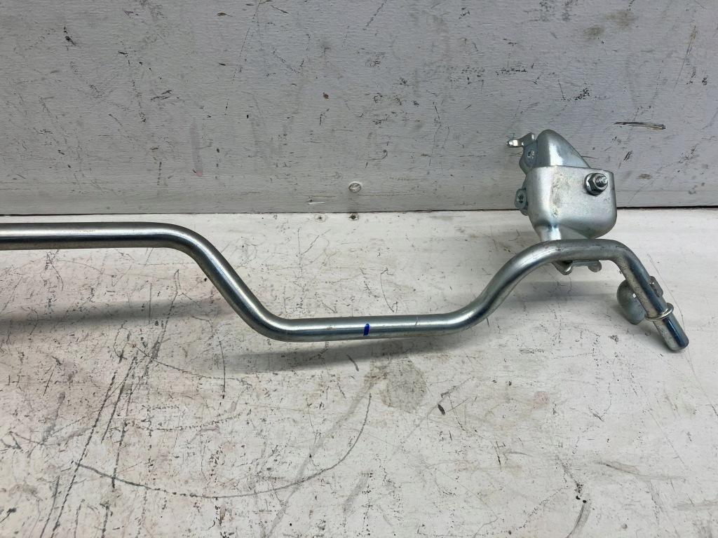 Corolla e21 c-hr 1 lexus ux 2.0 гибрид пабтрубок  воды трубка шланг радиатора Недорого