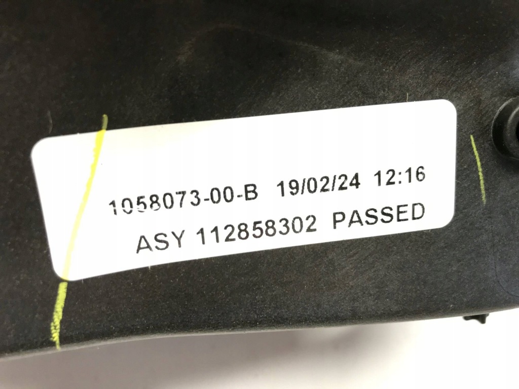 Tesla s корпус радиатора воды средняя 105807300b a24011023112 Оригинал