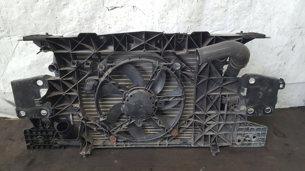 фото №9, Pas передній радіатор renault megane iii 1,4 tce