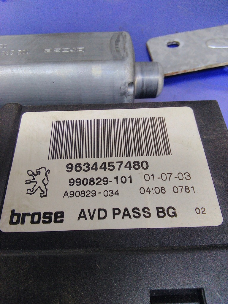 фото №5, Peugeot 307 механизм стекло перед правый 9634457480