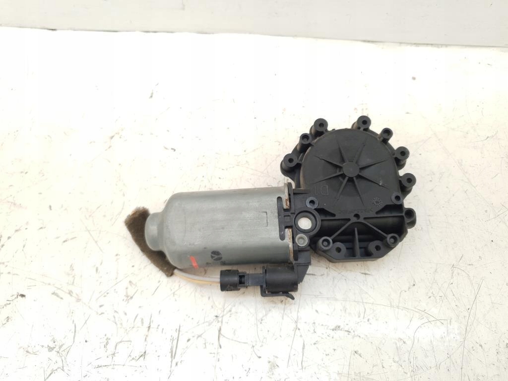 фото №1, Моторчик окон правый перед renault scenic i