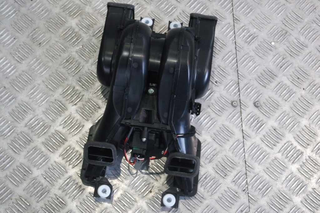 фото №1, Обігрівач задня повітродувка bmw xm g09 9315950