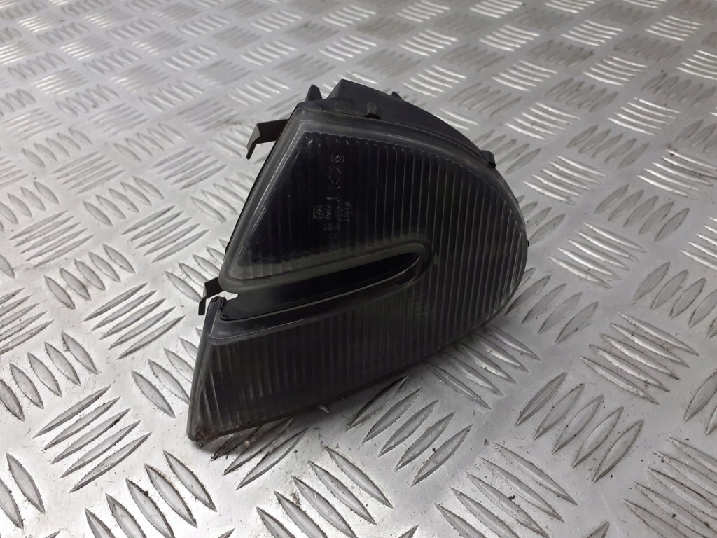 фото №1, Поворотник правый перед alfa romeo 147 46756280